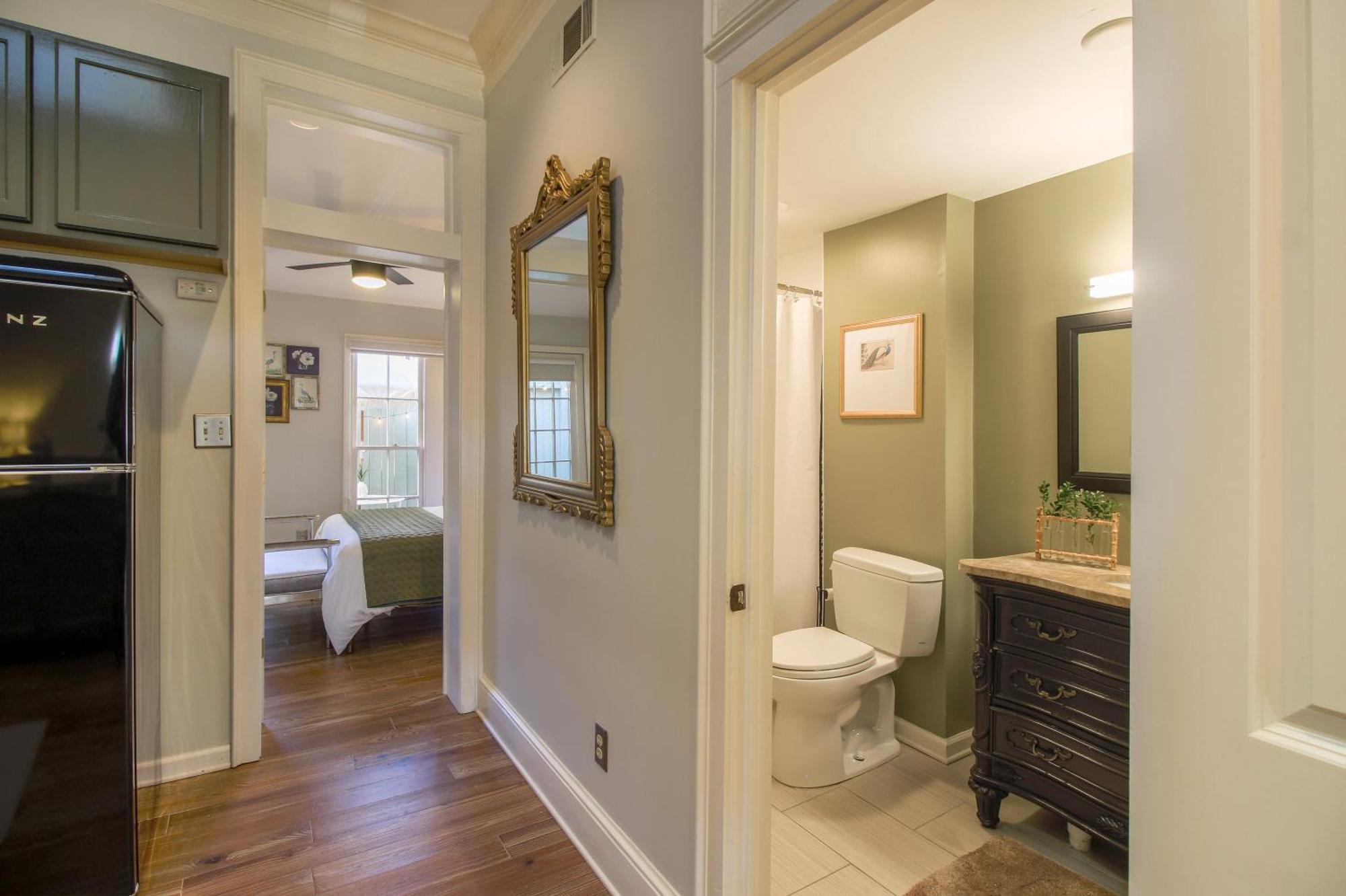 Private Patio Retreat In Charming Downtown Διαμέρισμα Σαβάνα Εξωτερικό φωτογραφία